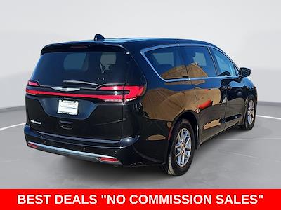2024 Chrysler Pacifica FWD Minivan for sale #P8744 - photo 2