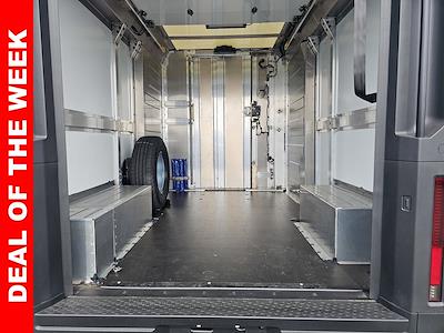 New 2025 Chevrolet BrightDrop 400 BrightDrop 400 Step Van / Walk-in for sale #T25094 - photo 2