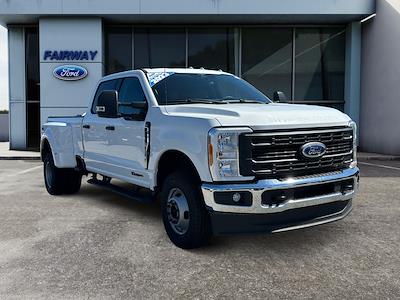 Used 2023 Ford F-350 - photo 1