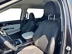 2022 Kia Carnival FWD Minivan for sale #LZ199A - photo 9