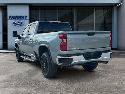 Used 2024 Chevrolet Silverado 2500 - photo 1