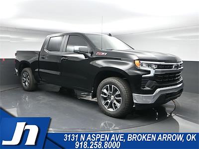 New 2025 Chevrolet Silverado 1500 LT Crew Cab 4WD Pickup for sale #27029 - photo 1