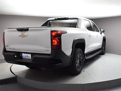 2024 Chevrolet Silverado EV Crew Cab 4WD, Pickup for sale #F26140 - photo 2