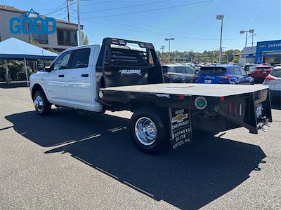 Used 2024 Ram 3500 SLT Crew Cab 4WD Flatbed Truck for sale #P58725 - photo 2