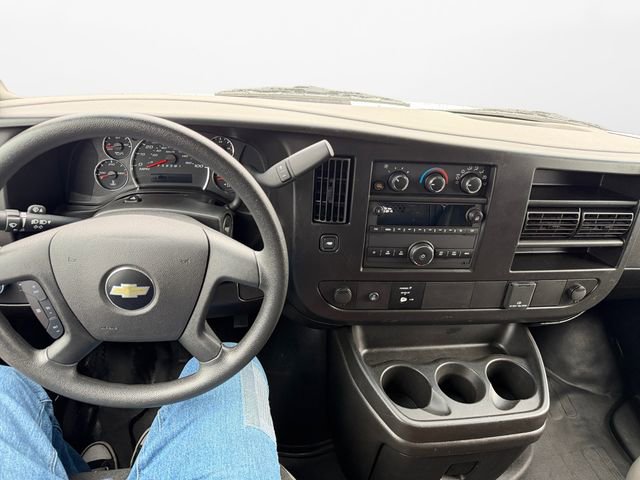Used 2024 Chevrolet Express 2500 - photo 12