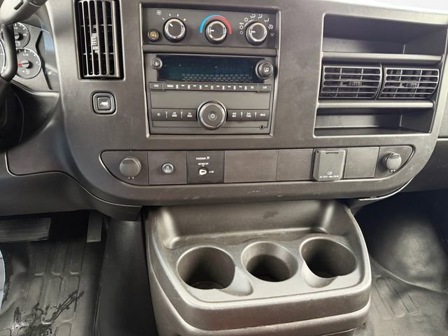 Used 2024 Chevrolet Express 2500 - photo 13
