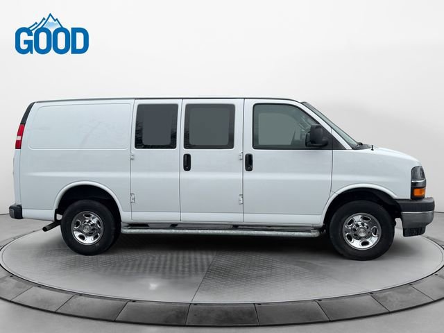 Used 2024 Chevrolet Express 2500 - photo 8