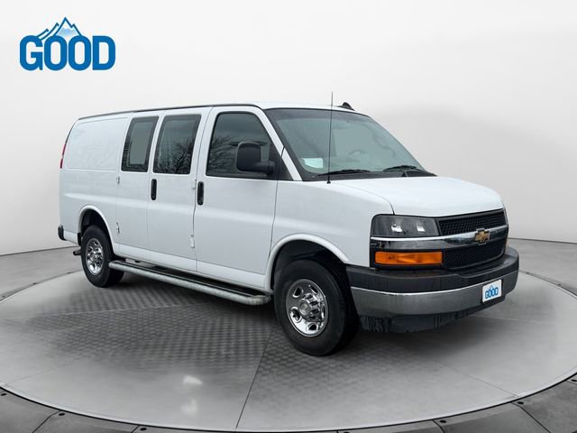 Used 2024 Chevrolet Express 2500 - photo 9
