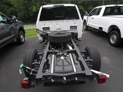 New 2025 Ford F-350 XL Crew Cab 4x4 Cab Chassis for sale #25226T - photo 2