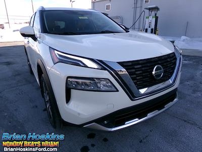 Used 2021 Nissan Rogue - photo 1