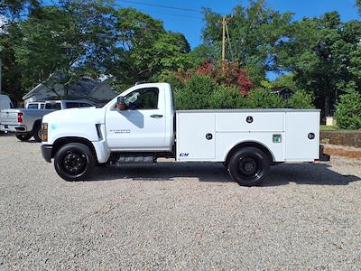 2023 Chevrolet Silverado 5500 Regular Cab DRW 4x2 Service Truck for sale #7389A - photo 2