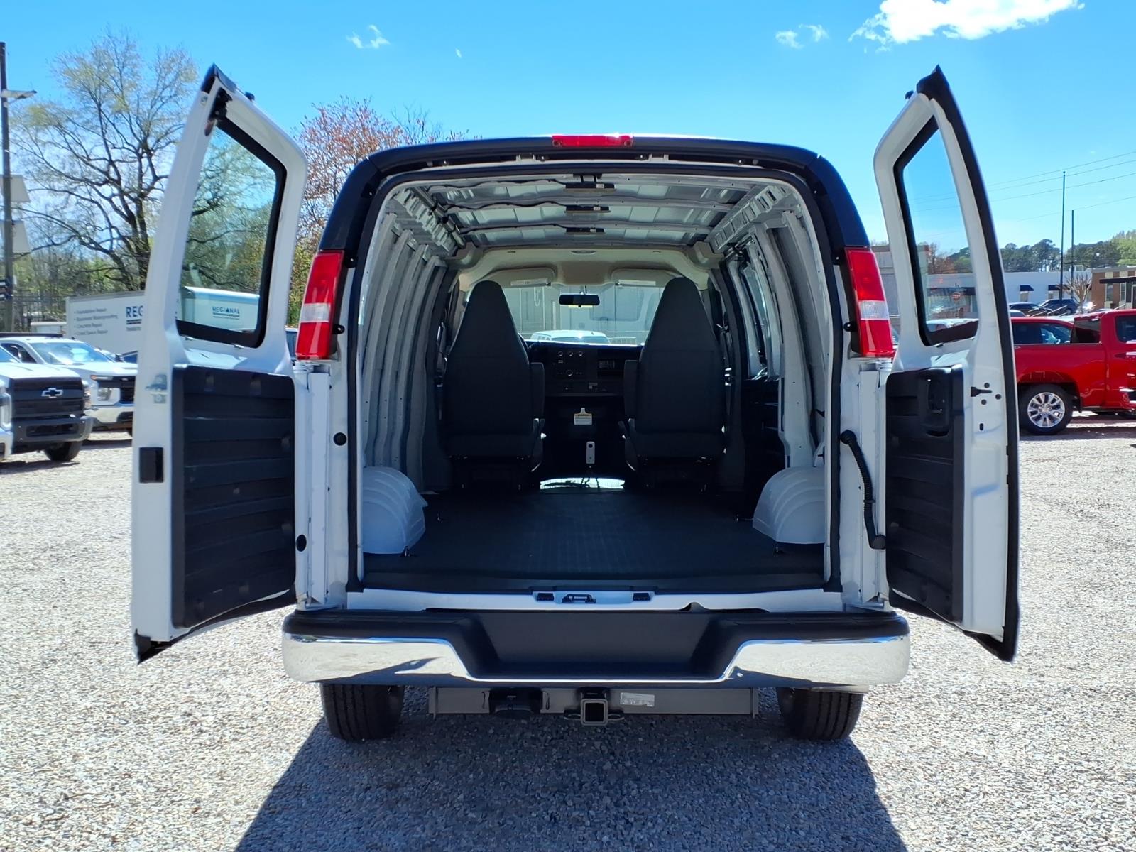 New 2026 Chevrolet Express 2500 - photo 10