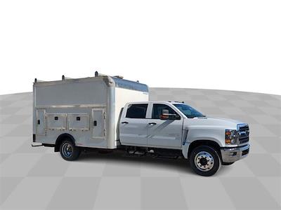 2021 Chevrolet Silverado 5500 Crew Cab DRW 4x2 Service Truck for sale #DT6729A - photo 2