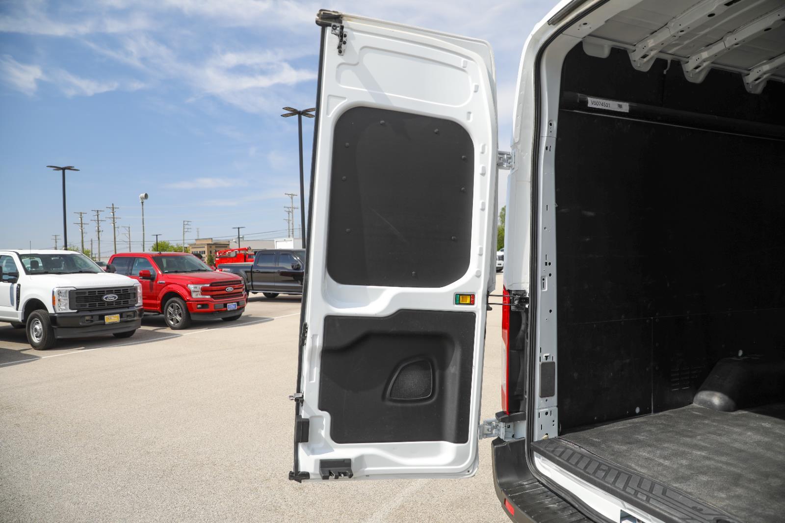 Used 2025 Ford Transit 250 - photo 16