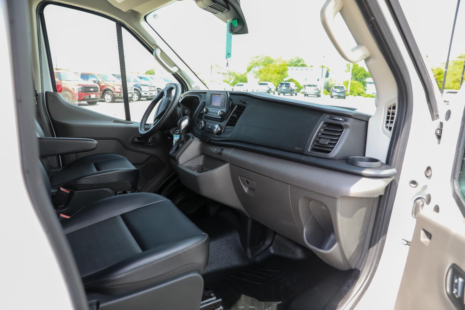 Used 2025 Ford Transit 250 - photo 31