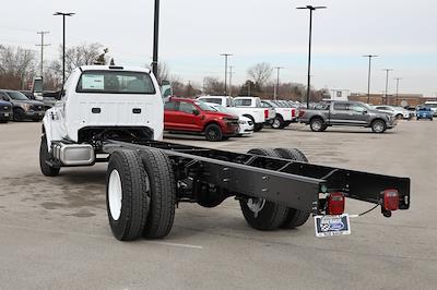 New 2027 Ford F-650 - photo 1