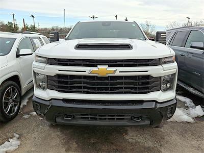 Used 2025 Chevrolet Silverado 2500 - photo 1