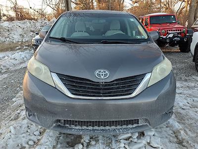 Used 2012 Toyota Sienna - photo 1