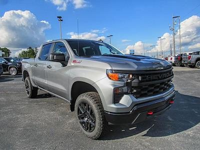 New 2025 Chevrolet Silverado 1500 Custom Crew Cab 4WD Pickup for sale #43881 - photo 1