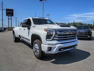 New 2026 Chevrolet Silverado 3500 High Country Crew Cab 4WD Pickup for sale #44304 - photo 1