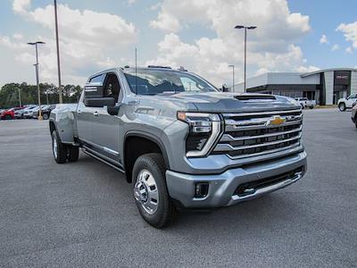 New 2026 Chevrolet Silverado 3500 High Country Crew Cab 4WD Pickup for sale #44332 - photo 1