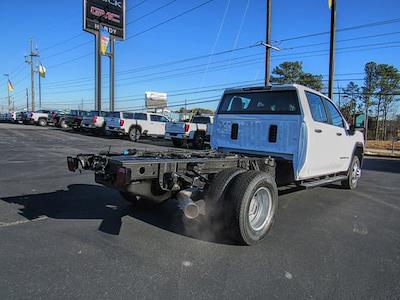 2025 GMC Sierra 3500 Crew Cab 4WD, Cab Chassis for sale #DTCS3Z - photo 2