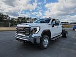 2025 GMC Sierra 3500 Crew Cab 4WD, Cab Chassis for sale #42447 - photo 9