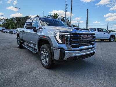 New 2025 GMC Sierra 2500 SLT Crew Cab 4WD Pickup for sale #43371 - photo 1