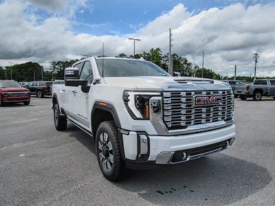 New 2025 GMC Sierra 2500 Denali Crew Cab 4WD Pickup for sale #43576 - photo 1