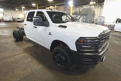 2026 Ram 3500 Crew Cab DRW 4x4 Cab Chassis for sale #21521 - photo 1