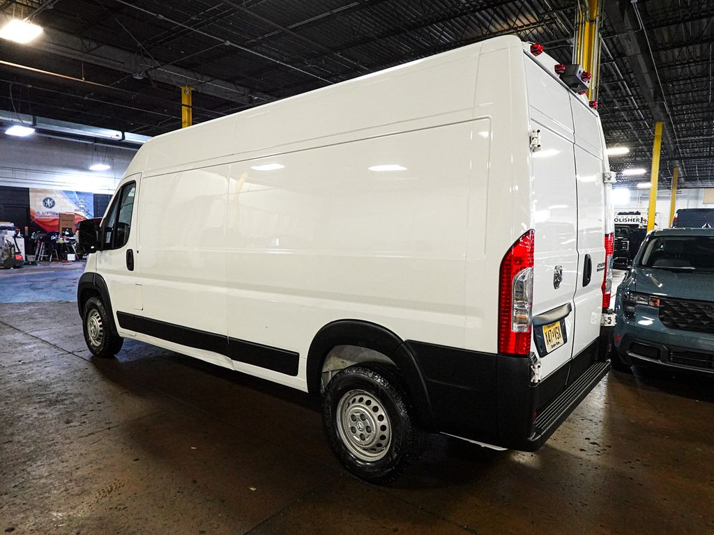 Used 2024 Ram ProMaster 2500 - photo 8
