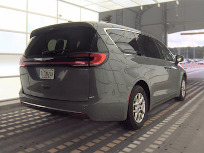 2023 Chrysler Pacifica FWD Minivan for sale #A586227 - photo 2