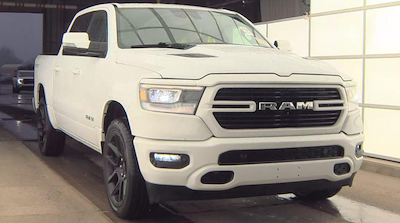 Used 2023 Ram 1500 - photo 1