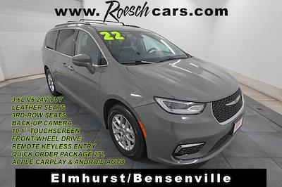 Used 2022 Chrysler Pacifica Touring L Minivan for sale #P6665 - photo 1