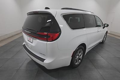 2023 Chrysler Pacifica FWD Minivan for sale #P6676 - photo 2
