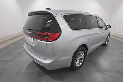 2024 Chrysler Pacifica AWD Minivan for sale #P6765 - photo 2