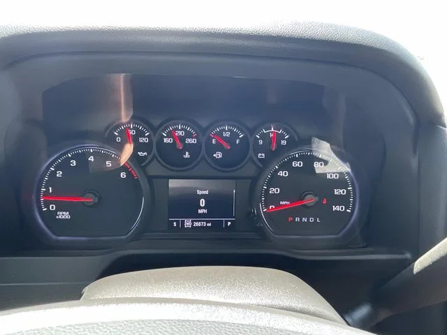 Used 2024 Chevrolet Silverado 2500 - photo 6
