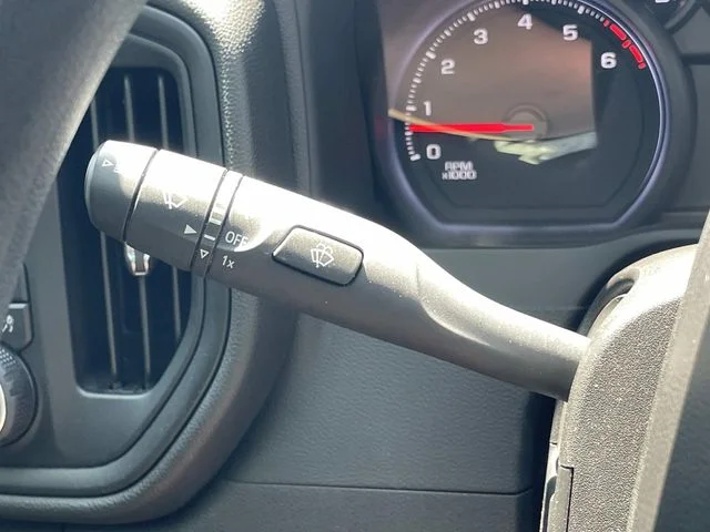 Used 2024 Chevrolet Silverado 2500 - photo 9