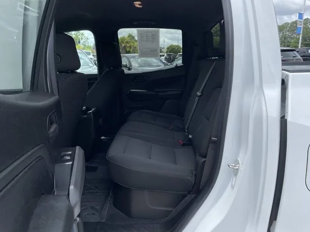 Used 2023 Chevrolet Colorado - photo 10