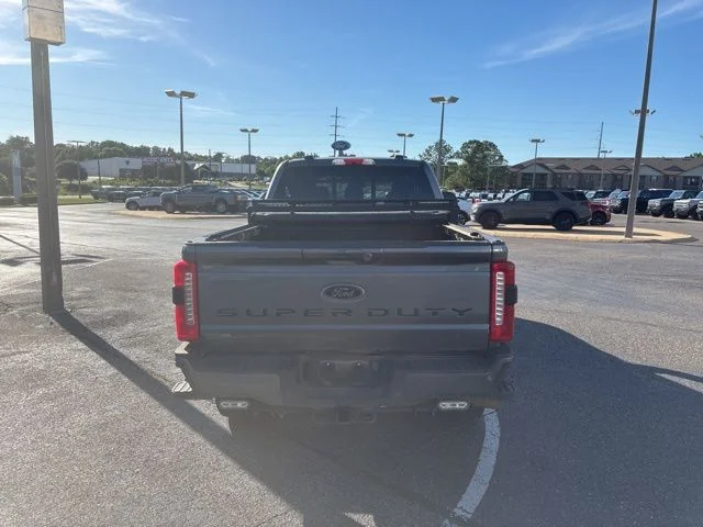 Used 2023 Ford F-250 - photo 5