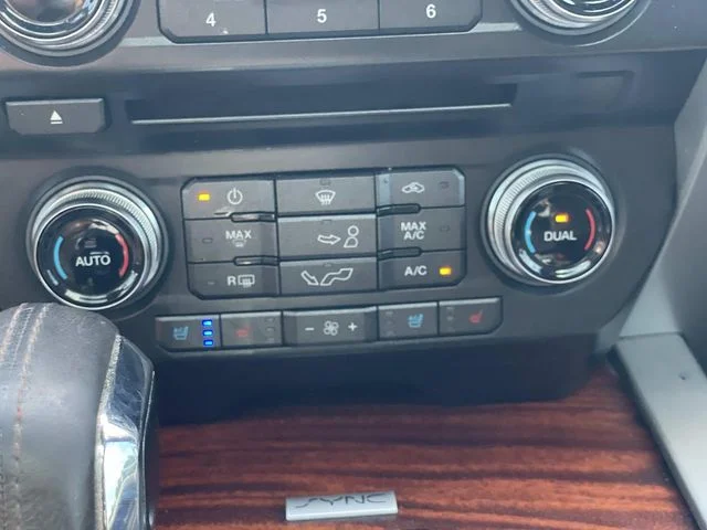 Used 2015 Ford F-150 - photo 30