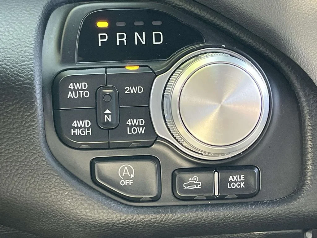 Used 2024 Ram 1500 - photo 18