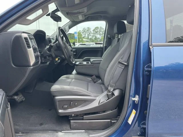 Used 2019 Chevrolet Silverado 2500 - photo 1
