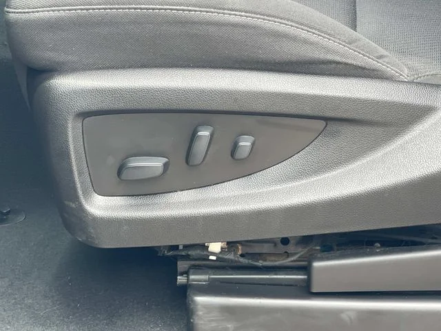 Used 2019 Chevrolet Silverado 2500 - photo 2