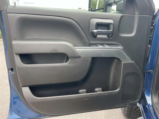 Used 2019 Chevrolet Silverado 2500 - photo 6