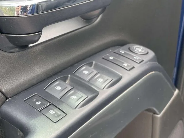 Used 2019 Chevrolet Silverado 2500 - photo 7