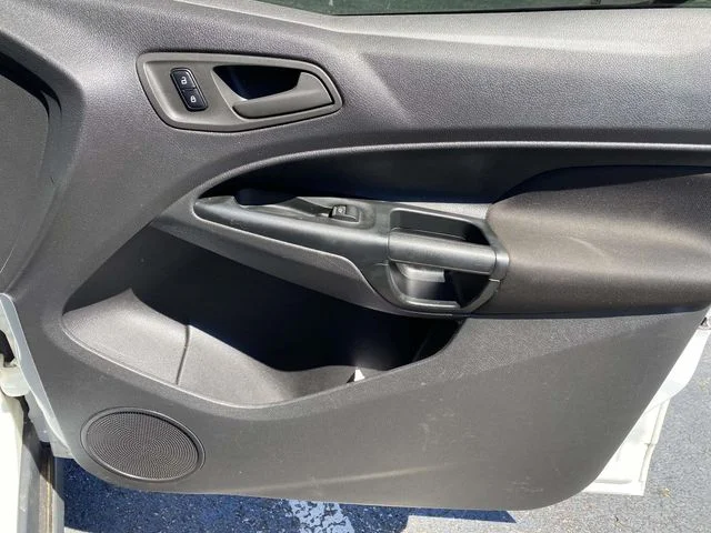 Used 2017 Ford Transit Connect - photo 2
