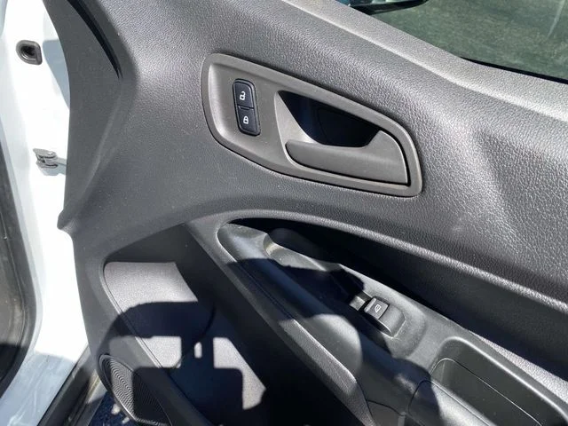 Used 2017 Ford Transit Connect - photo 5