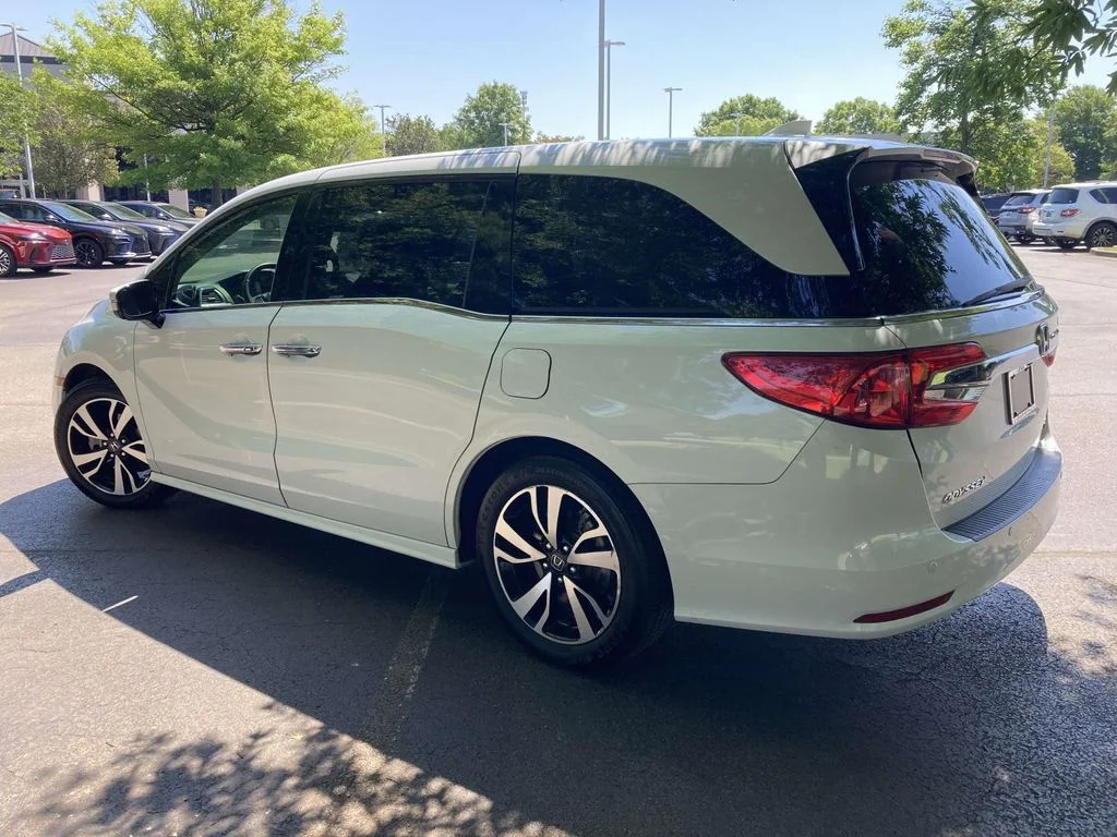 Used 2020 Honda Odyssey - photo 1