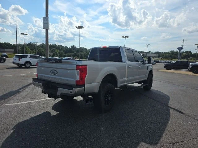 Used 2017 Ford F-250 - photo 2